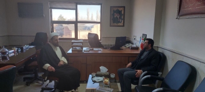 نشت صمیمی دبیر استانی مفام اردبیل با مسئول نهاد نمایندگی ولی فقیه